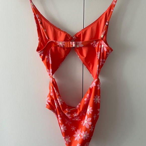 Billabong x Wrangler one piece swimsuit - Picture 3 of 4